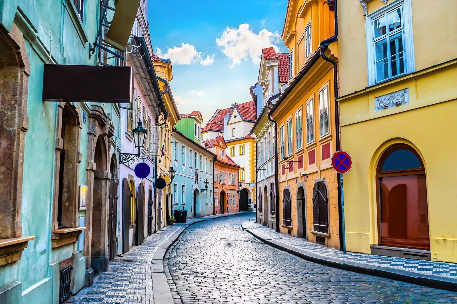 Czech R. country image