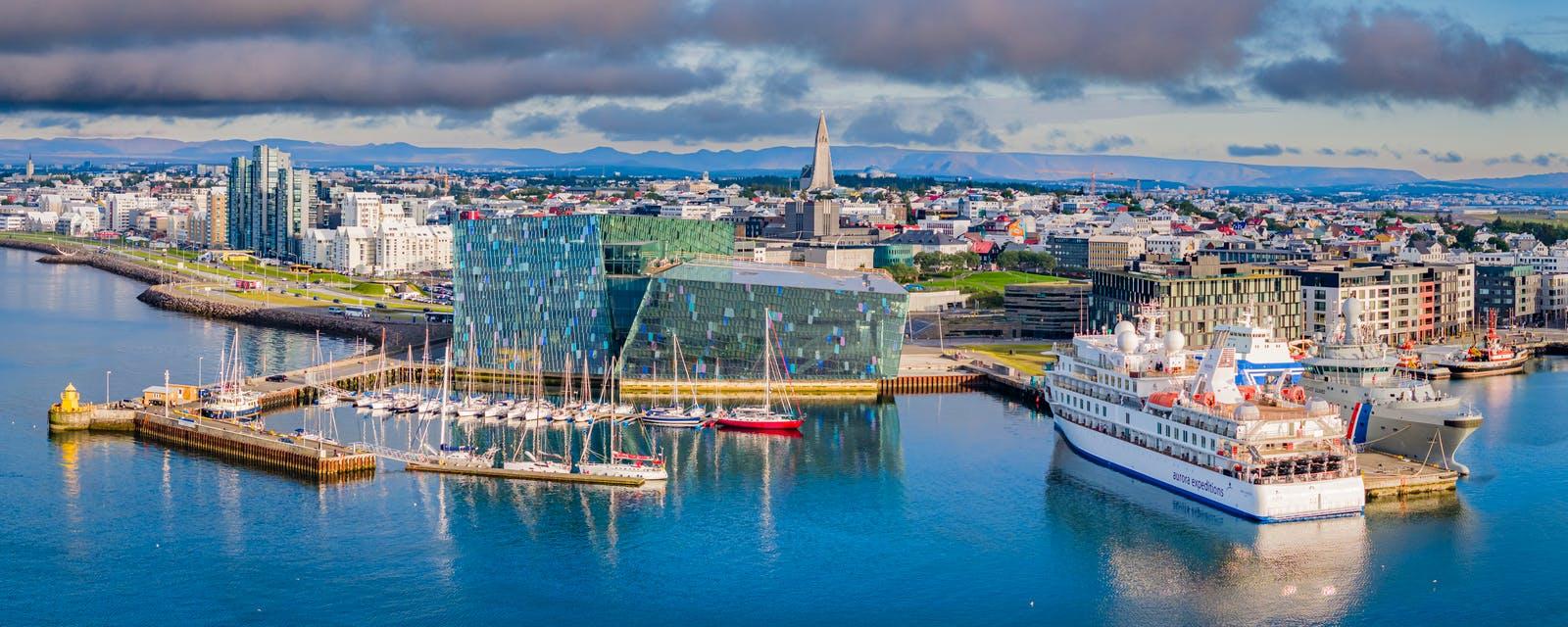 Iceland country image