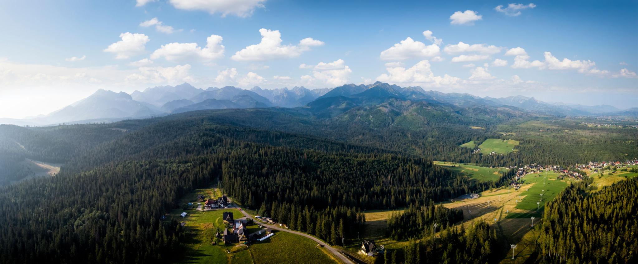 Poland country image
